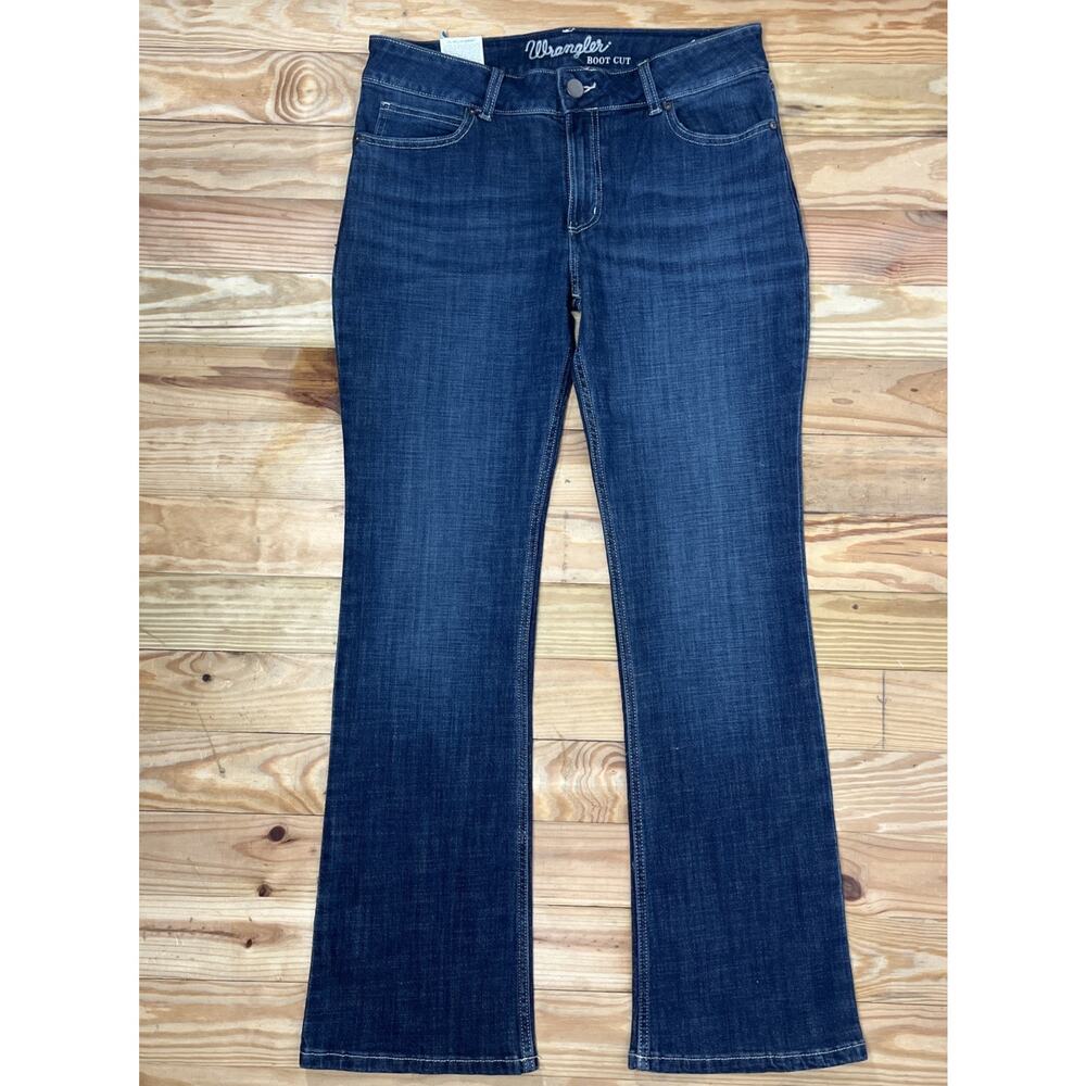 NWT Wrangler Blue Denim Boot Cut Jeans Size 11 X 32 Embroidered Stretch Western